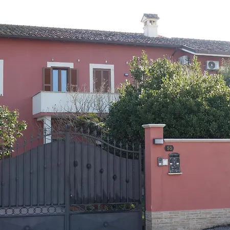 Pensjonat Podere Monfalcone Fiumicino