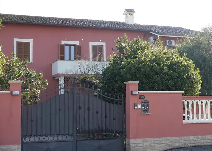 게스트하우스 Podere Monfalcone 피우미치노